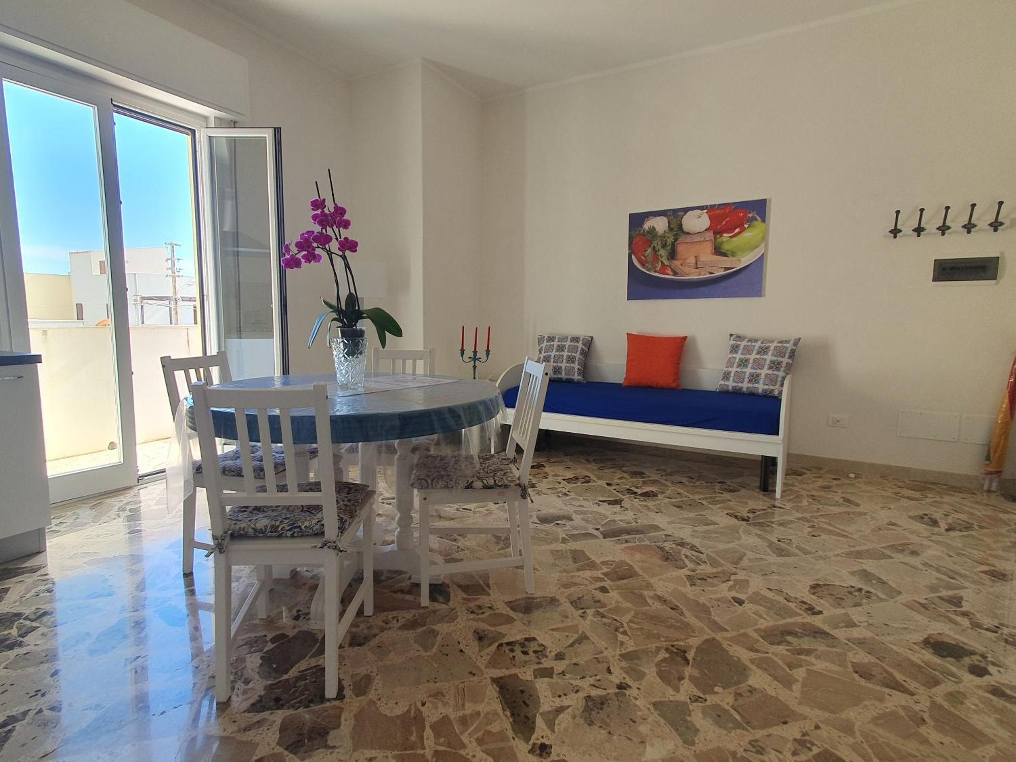 Apartment Angolo Del Mare - Libeccio E Blu Marino